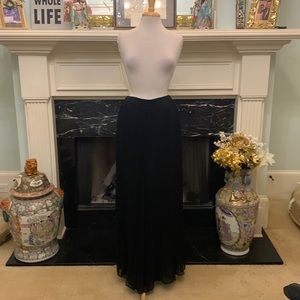 NWT “Addison Evenings” blk chiffon lined pleated evening palazzo pants.